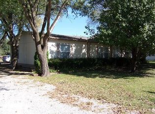 710 Houck Rd, Council Grove, KS 66846