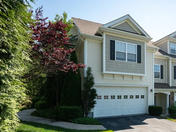 6 Ridgewood Drive #6, Middlebury, CT 06762