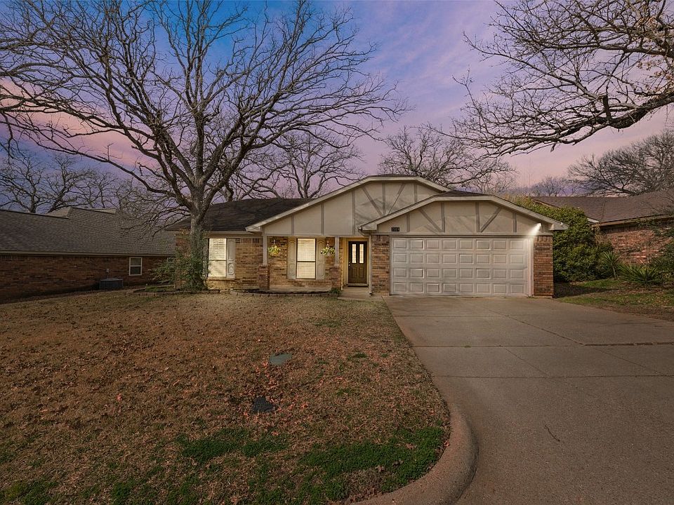 2109 Reverchon Dr, Arlington, TX 76017 Zillow