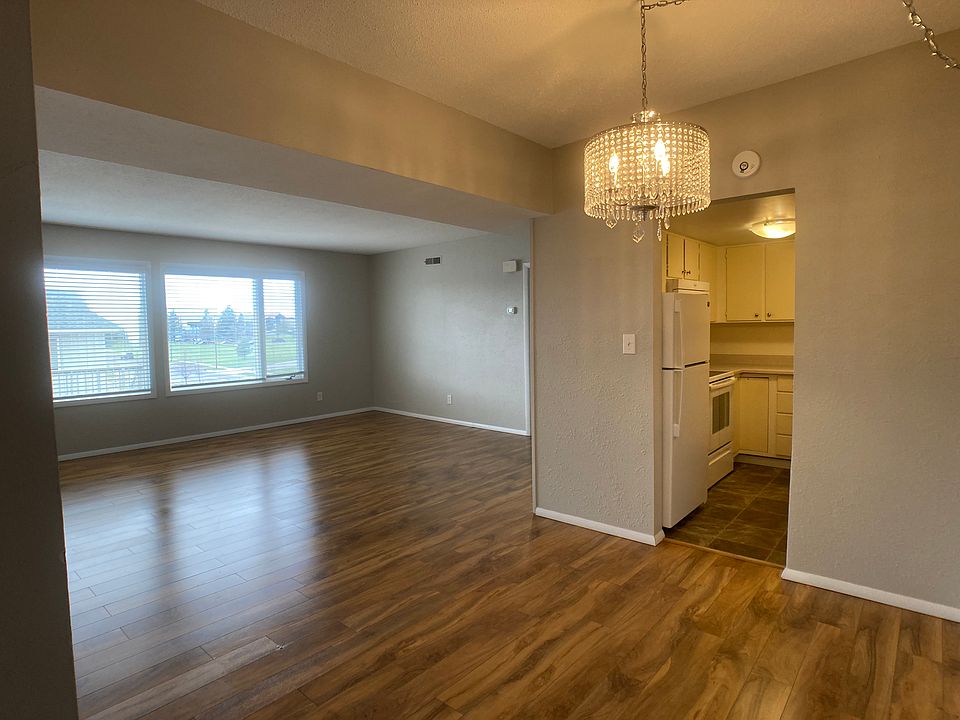 View from unit entry door - open concept living/dining area
