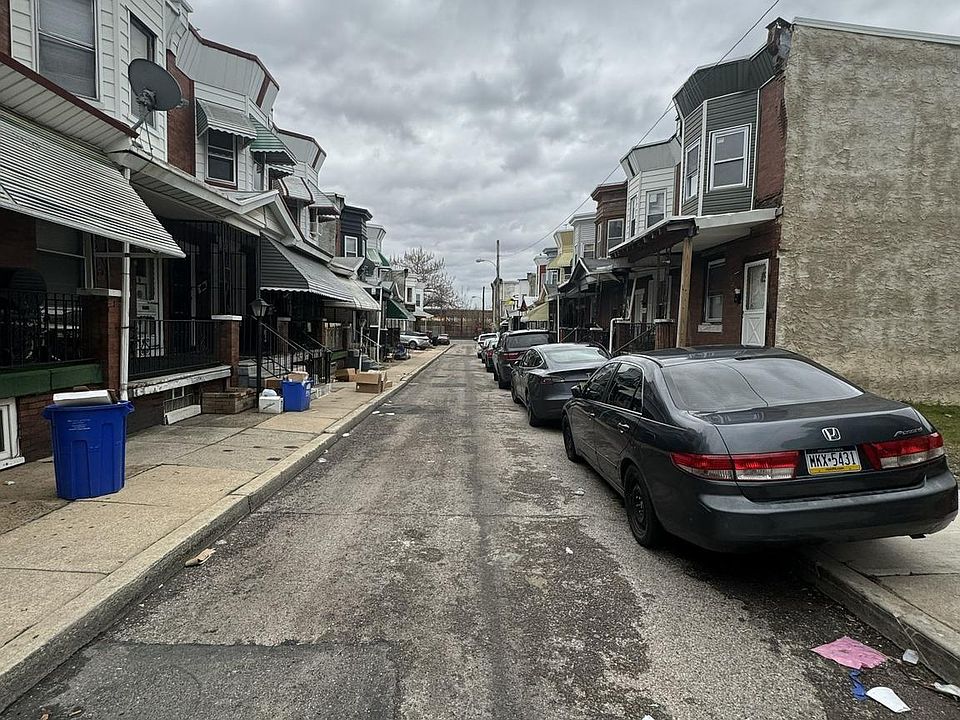 2nd image of 2739 N Newkirk St
