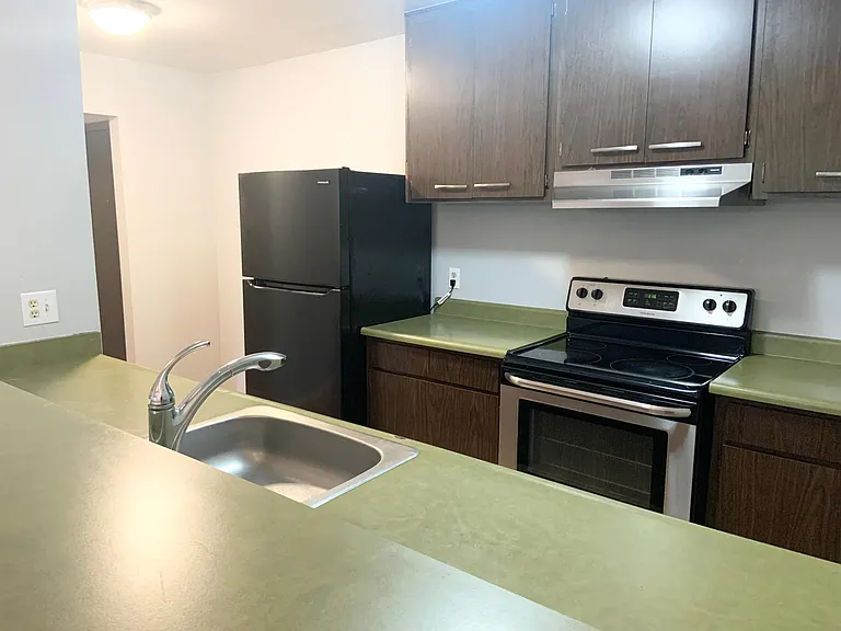 2700 Plumas St #106 — Photo 4