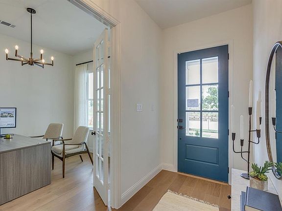 5th image of 8821 Edna Pl