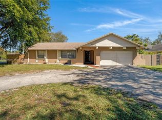 3801 E Woodscape Dr, Miramar, FL 33023