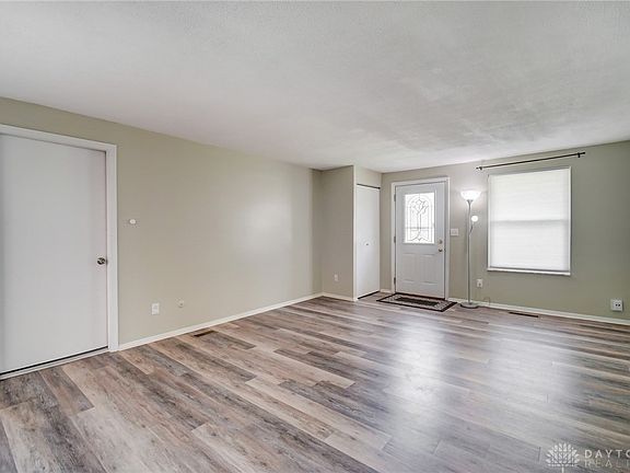 5th image of 7955 Thistlewood Ct
