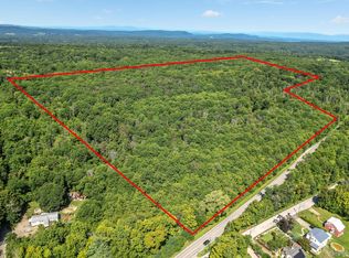 149 S Quaker Lane, Hyde Park, NY 12538