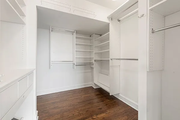 Rented by essential NEW YORK Real Estate | media 84