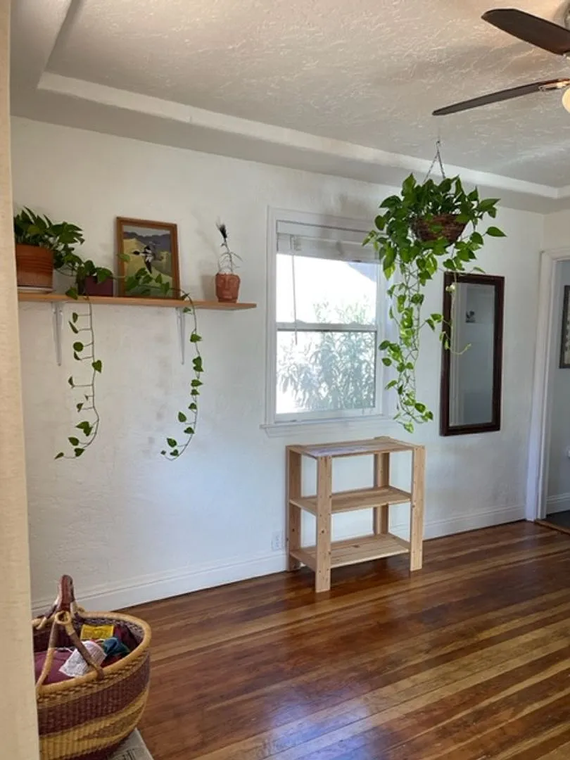 Vintage home in downtown Redding. — Photo 3