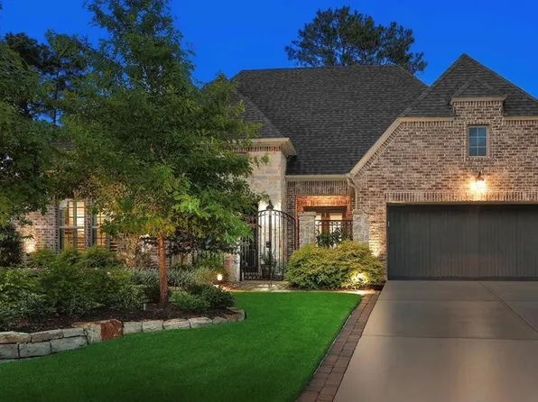 18 Dawning Flower Dr, Tomball, TX 77375