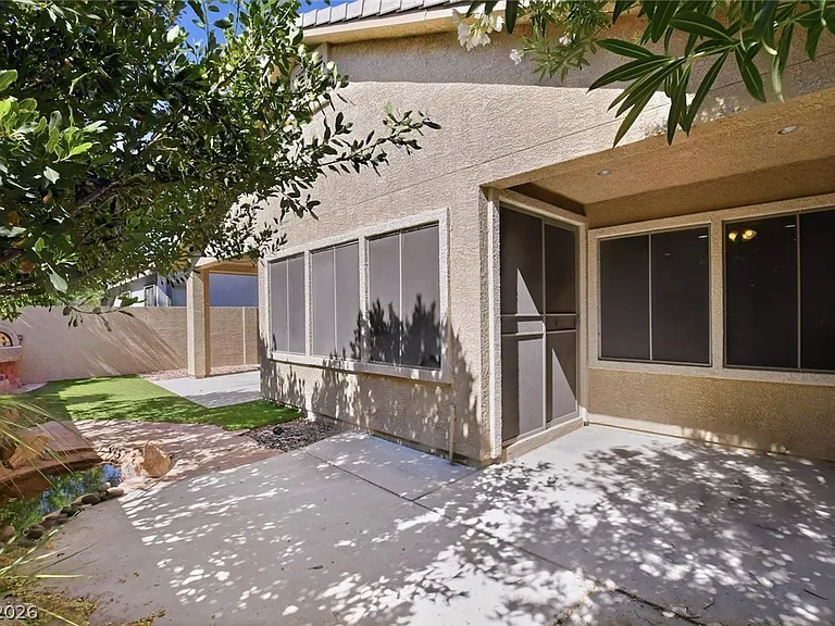8117 Slate Falls St — Photo 62