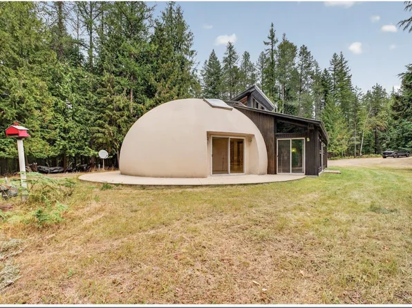 159 Tower Rd, Naples, ID 83847