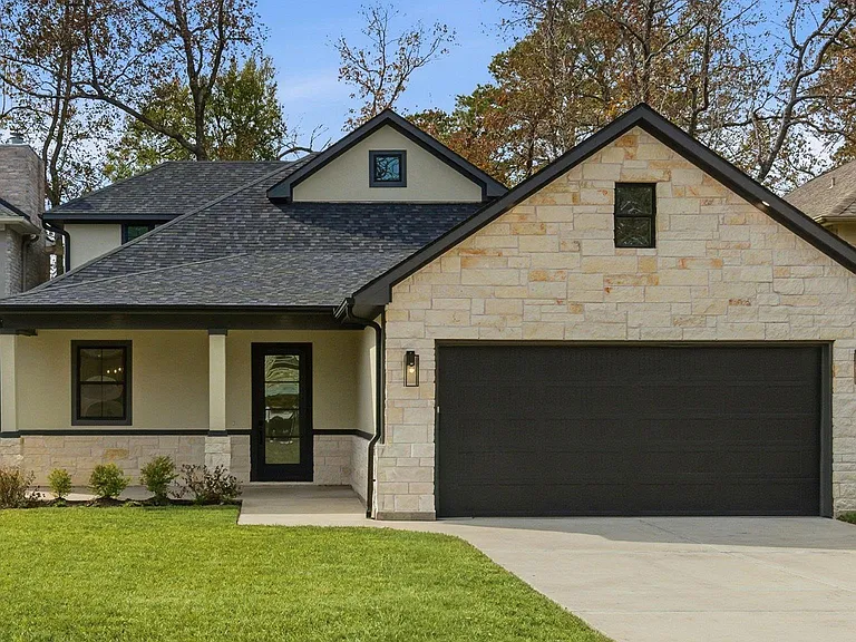 3515 Country Club Blvd — Photo 1