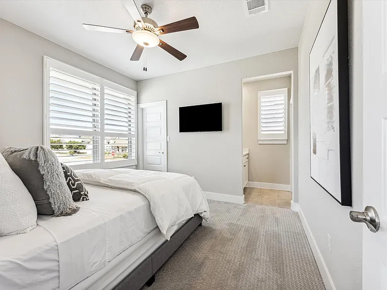 6821 Little Serenity Cv — Photo 35