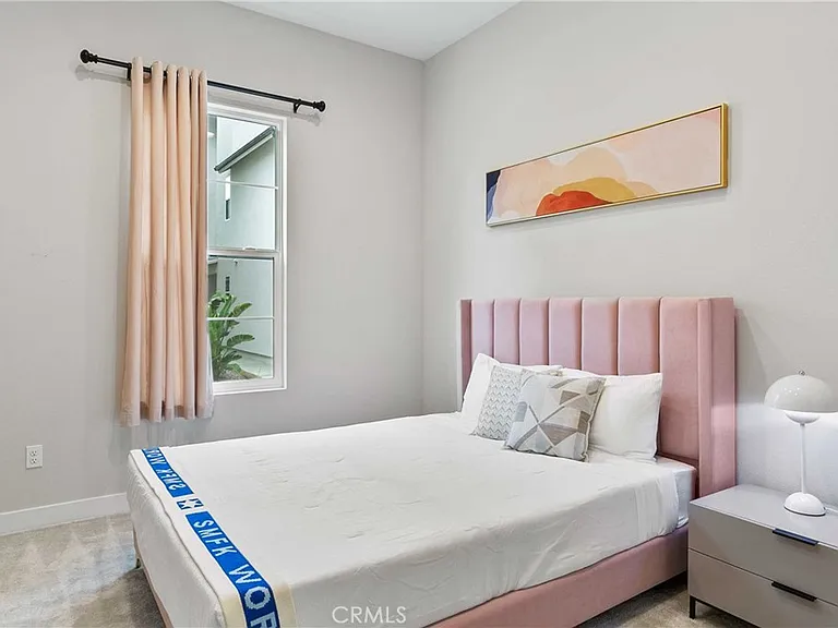 181 Pin Ln — Photo 15