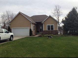 14163 Grandview Ct, Cement City, MI 49233