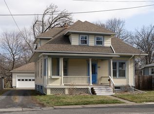 66 Glenwood Blvd, Hudson, NY 12534