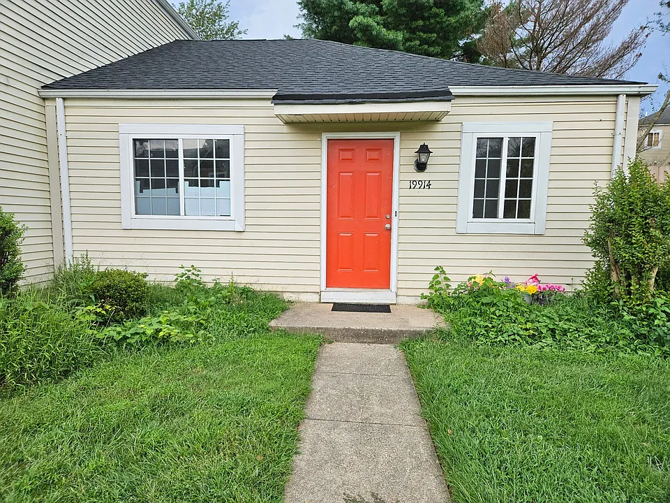 19914 Stoney Point Way