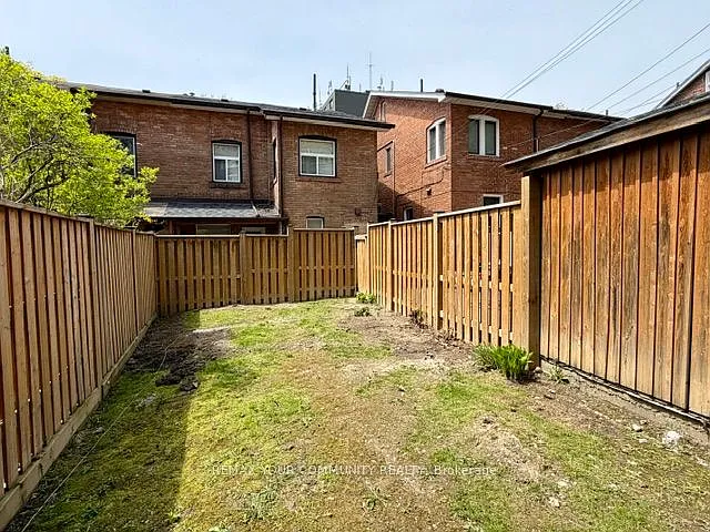 19 Mount Royal Ave #2 — Photo 18