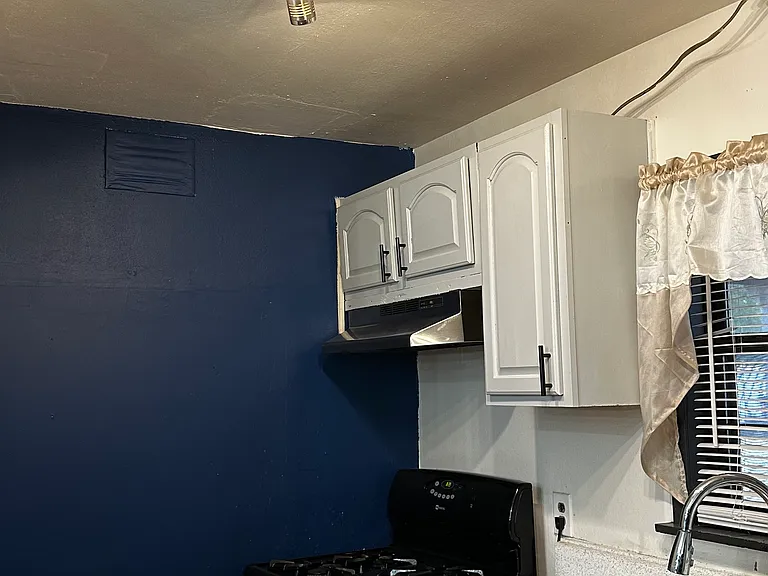 1327 Quintana Rd #7 — Photo 22