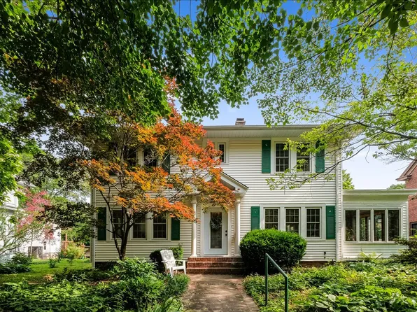 408 W Iowa St, Urbana, IL 61801