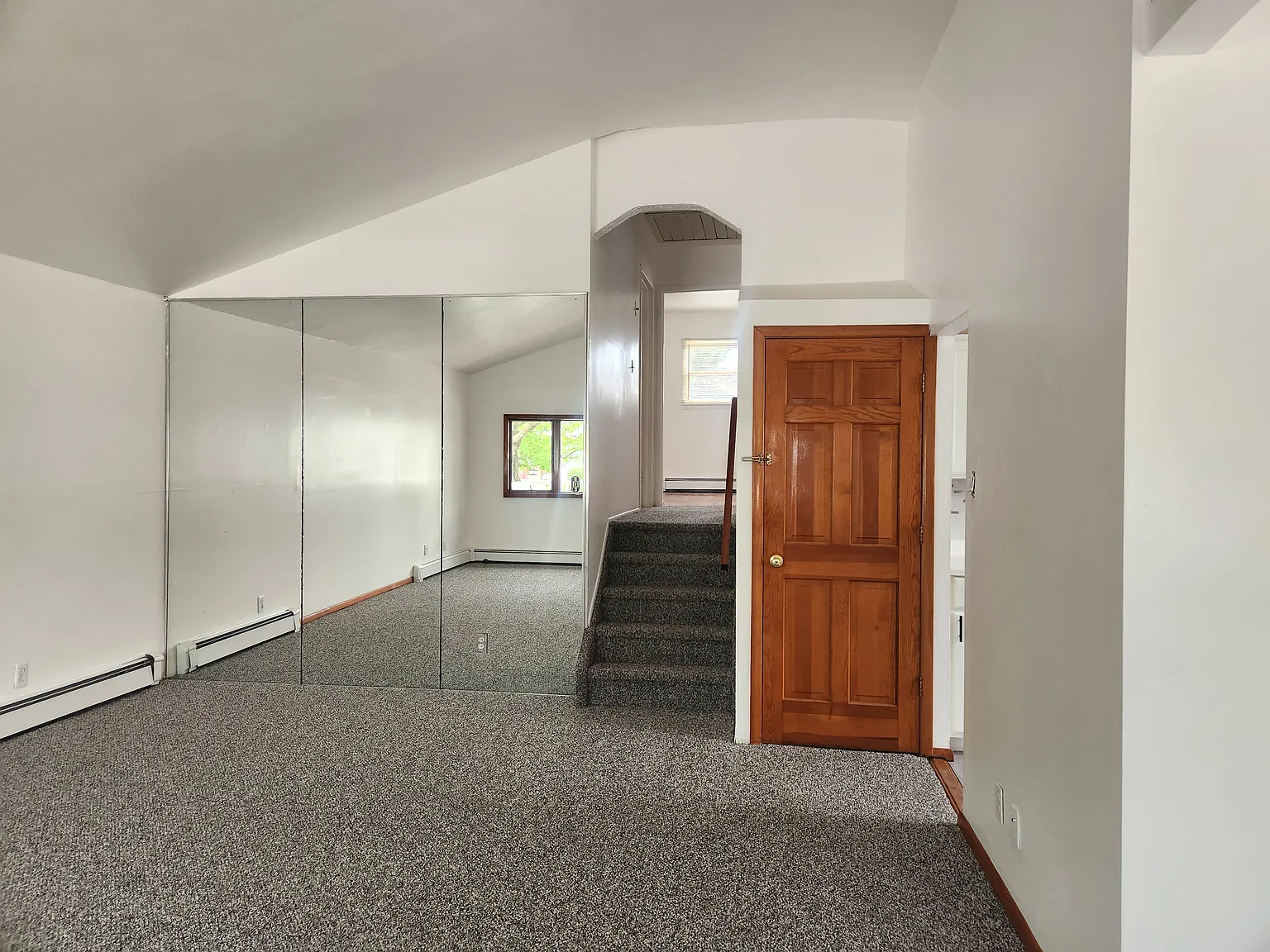 3 bed, $3,300 — Photo 2