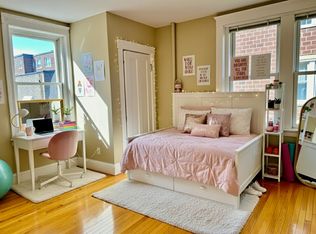 76 Egmont St APT 4, Brookline, MA 02446