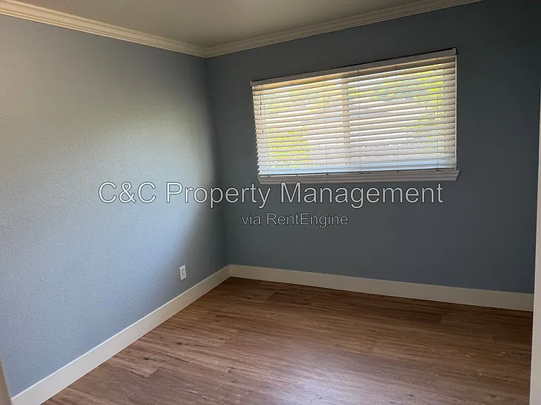 2701 Lerwick Rd — Photo 8