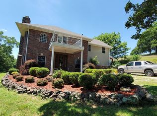 12218 E Devils Den Rd, Winslow, AR 72959