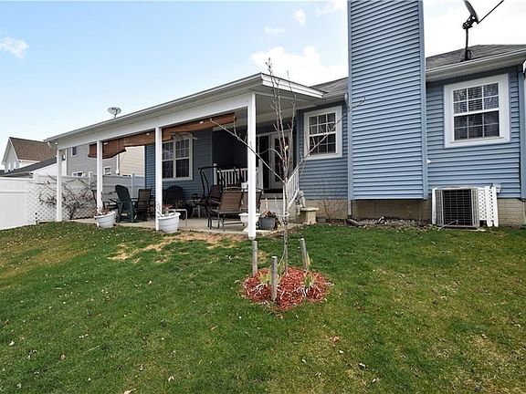 2nd image of 3542 Astor Ln