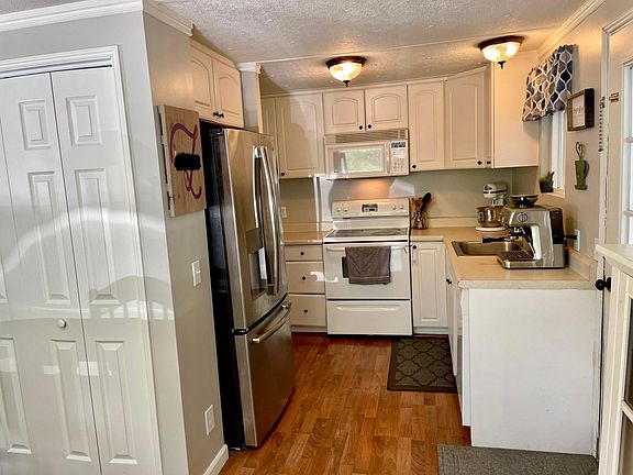 5th image of 32715 NE 147th St