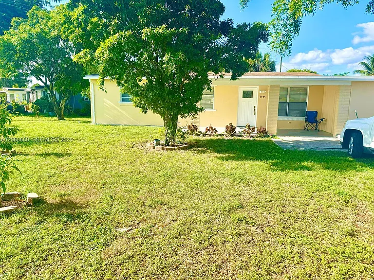 5755 Winfield Blvd — Photo 11