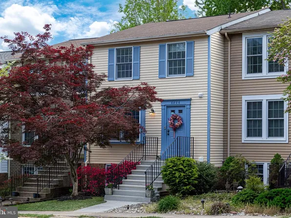 6806 Heatherway Ct, Alexandria, VA 22315