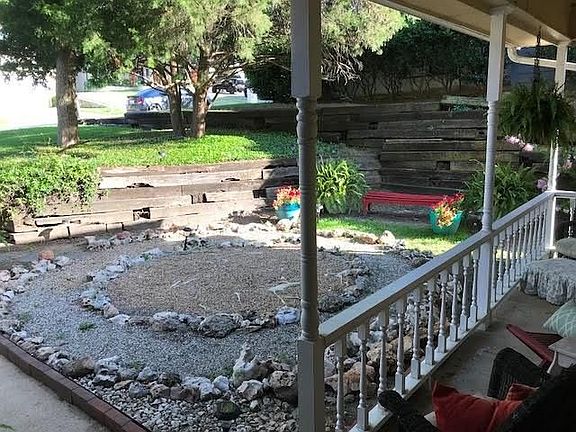 3rd image of 5904 Yacht Club Dr