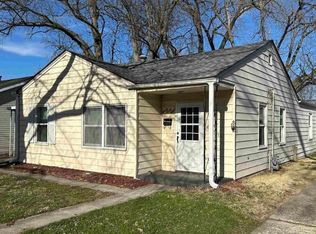 2048 N 21st St, Springfield, IL 62702