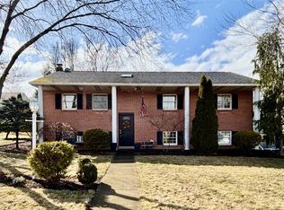 101 Rembrandt Dr, Butler, PA