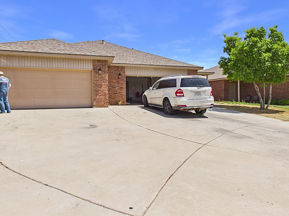 4th image of 9801 Uvalde Ave