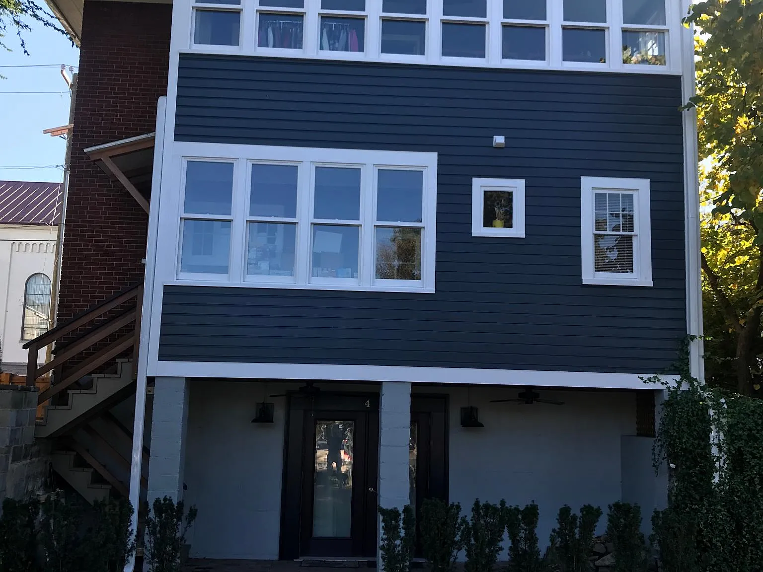 3 bed, 1.5 bath, 1456 sqft, $2,250 — Photo 3