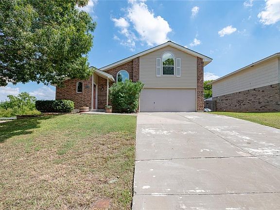 2nd image of 6001 Parkmeadow Dr
