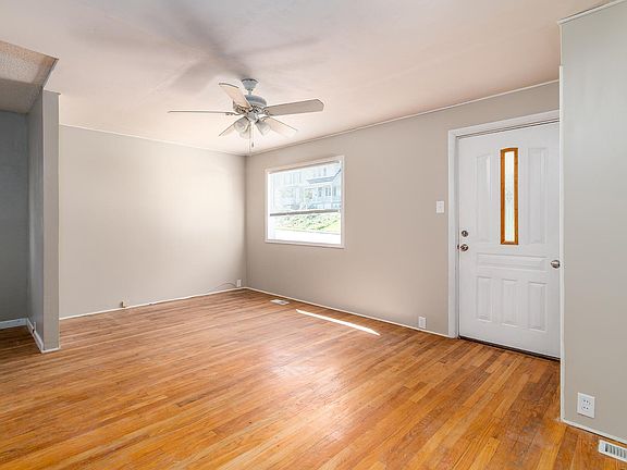 4th image of 6521 Southwest Ave