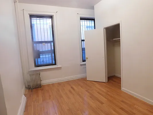 Rented by Oxford Property Group | media 17