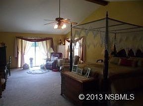 2nd image of 1208 Commodore Dr