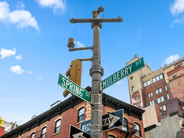214 Mulberry Street 6B image 11 of 12