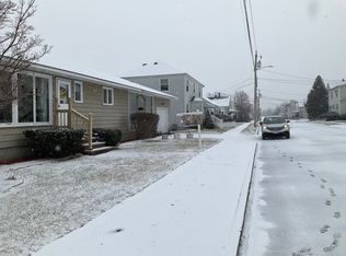 251 Joliette St, Manchester, NH 03102