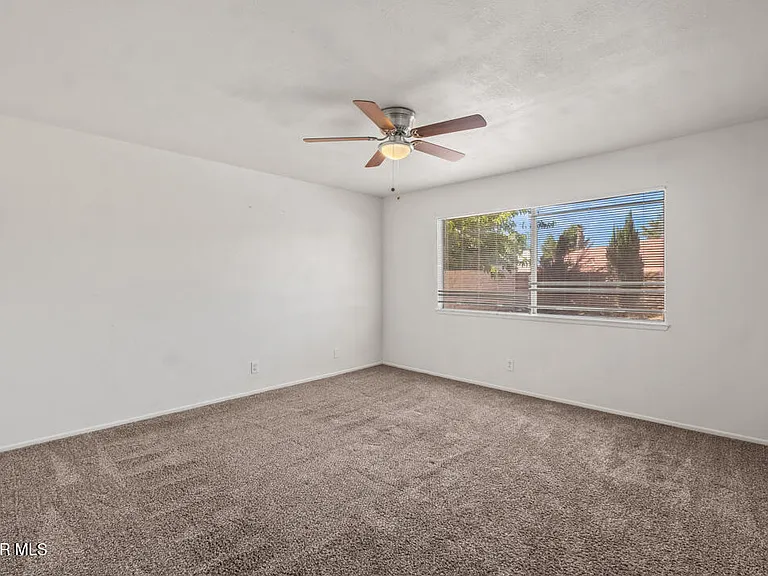 1253 Morven St — Photo 17