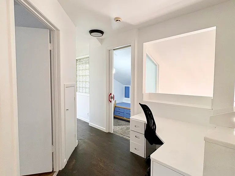 2393 Crawford Ct — Photo 20