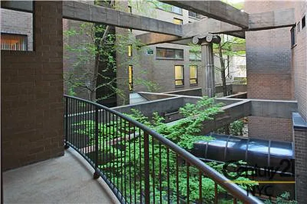 Sold by Century 21 NY Metro | media 15