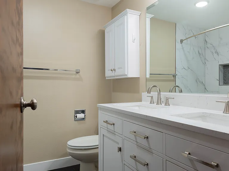 Bathroom #3 (basement)