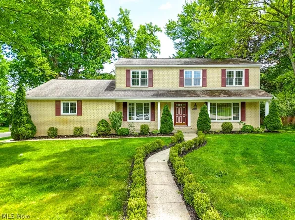 3299 Morewood Rd, Akron, OH 44333