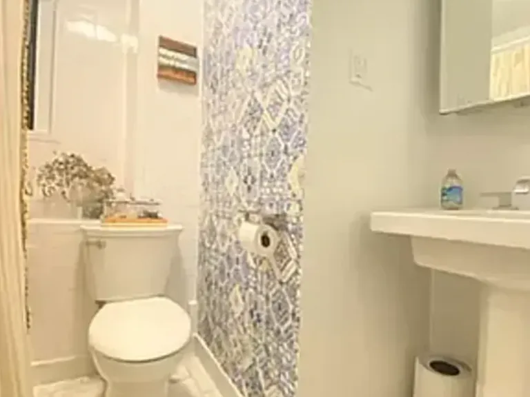231 Lexington Ave #2A — Photo 10