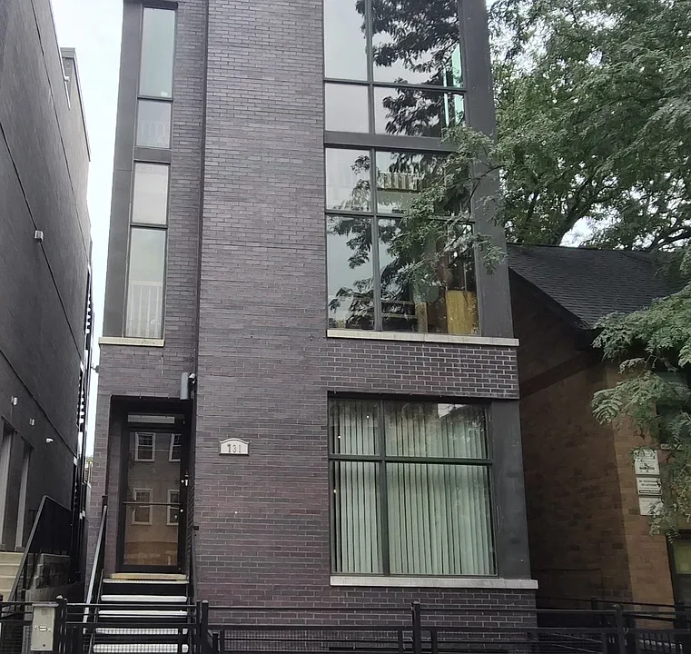 731 N Elizabeth St #1